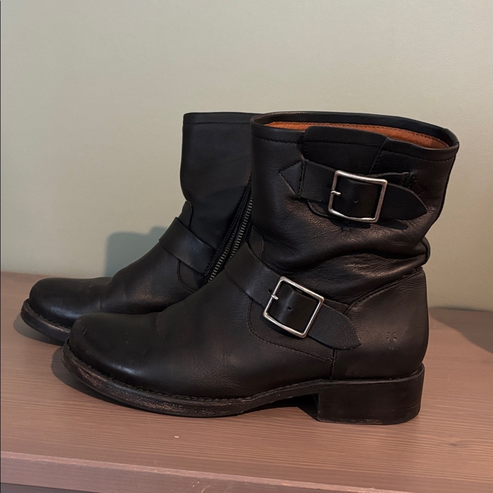 Frye Vickey leather engineer ankle boots